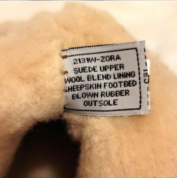 Bearpaw Zora Suede Booties Hickory Brown - Picture 15 of 16